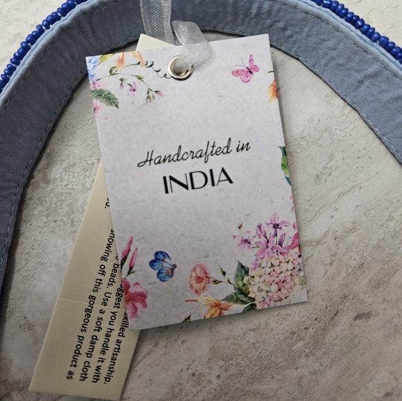 NWT Viral Handcrafted in India Sardine 🐟 Fish Beaded Shoulder Bag - Picture 8 of 8